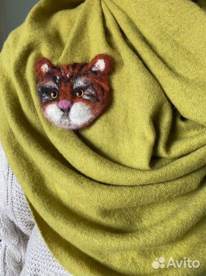 Брошь « тигрик» ручная работа, валенная шерсть