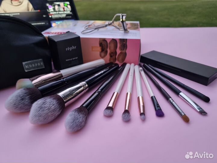 Кисти для макияжа новые (разные)