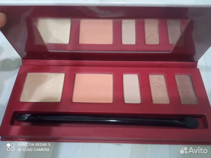 Палитра теней Ив Роше