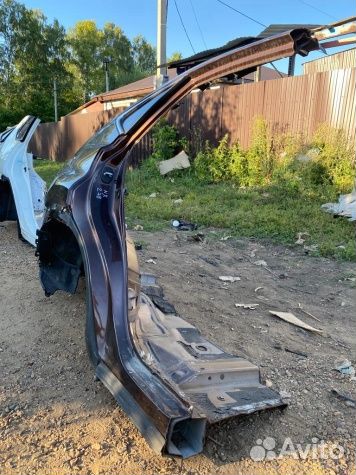 Задняя правая четверть на Lexus NX