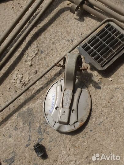 Лючек бензобака на виндстар 95г