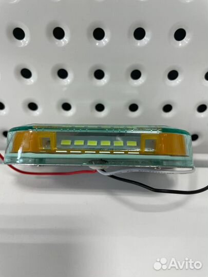 Боковой габаритный светодиодный LED фонарь 12v