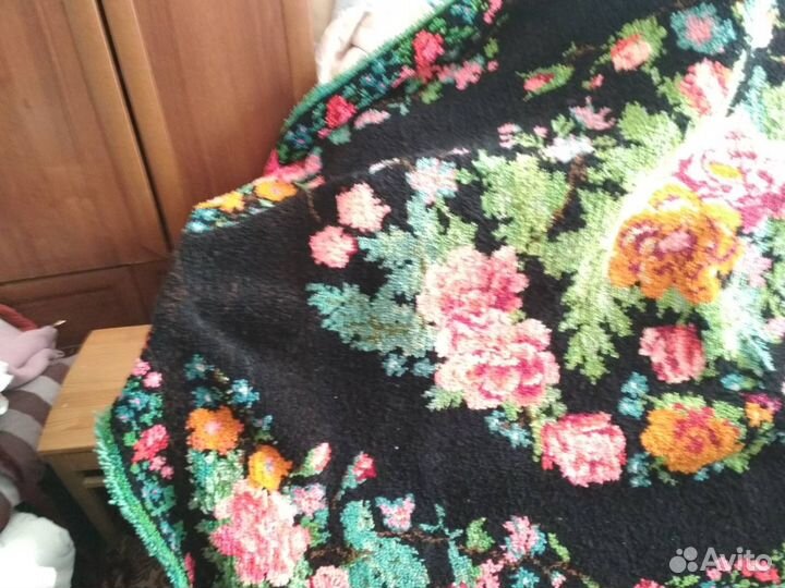 Старинный ковер чисто шерстянной,ручной работы