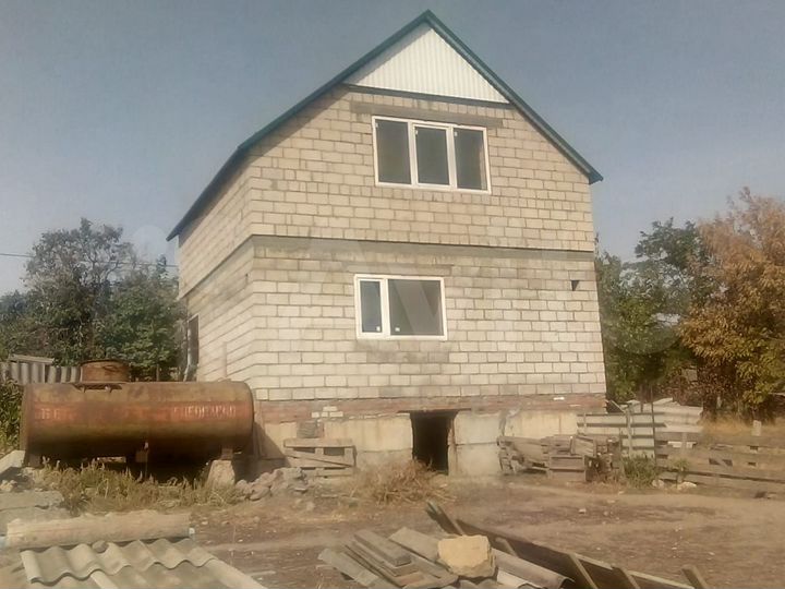 Дом 90 м² на участке 14 сот.