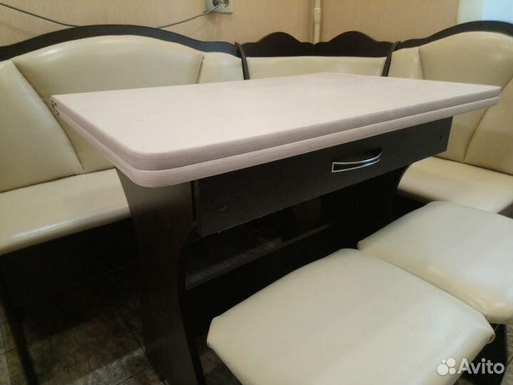 Кухонный уголок