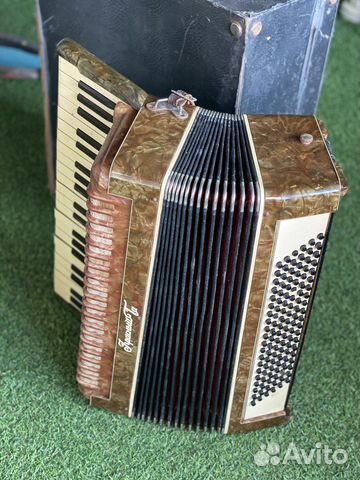 Аккордеон Красный партизан