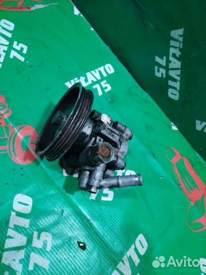 Насос гидроусилителя руля Nissan Sunny FB14 GA15DE