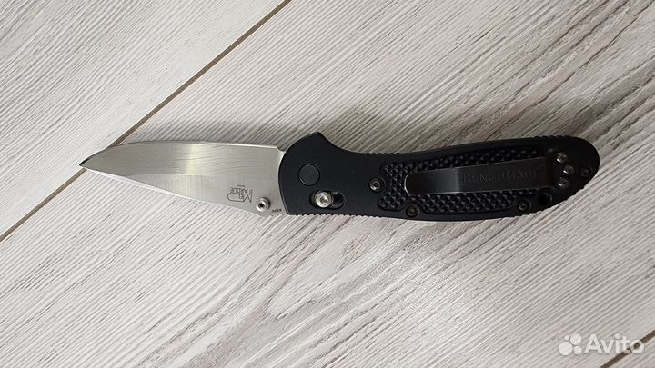 Нож складной Benchmade Griptilian 551 s30v