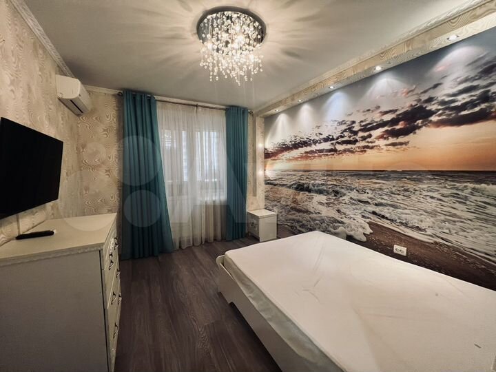 3-к. квартира, 100 м², 3/10 эт.