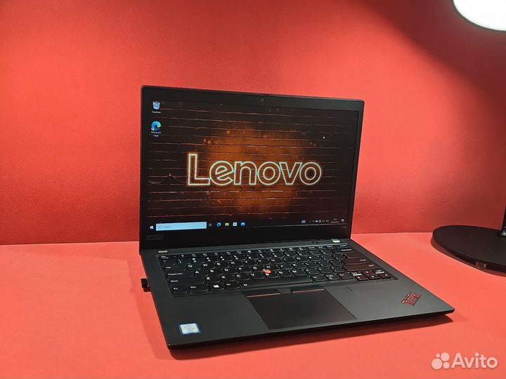 Ультрабук Lenovo T490 i7 16Gb 512SSD FHD