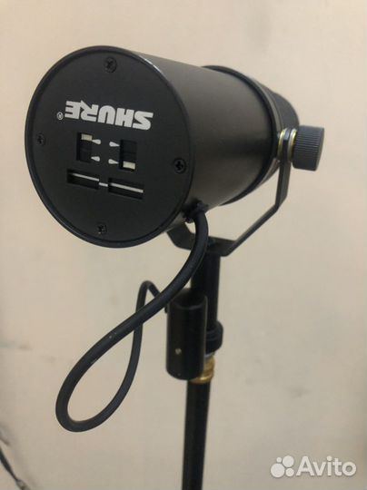 Микрофон shure SM7B