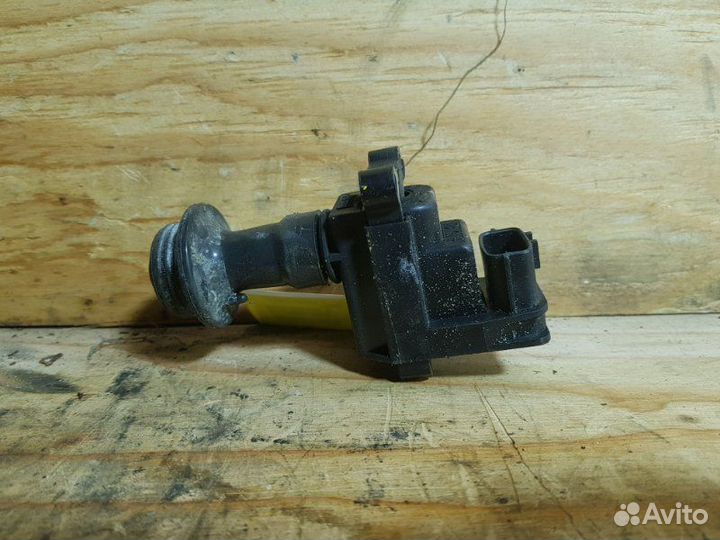 Катушка зажигания Nissan Laurel GC34 RB25DE 1996