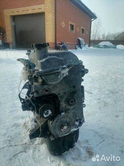 Двигатель на разбор