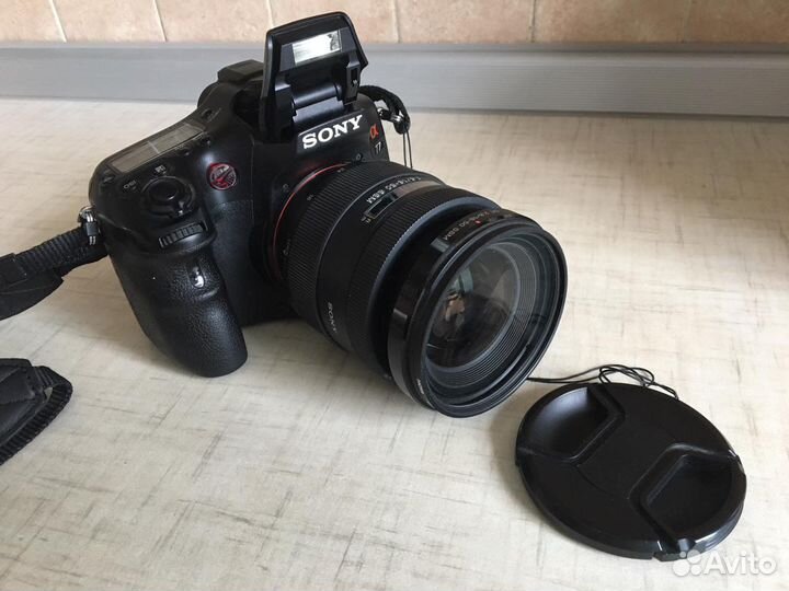 Зеркальный фотоаппарат Sony