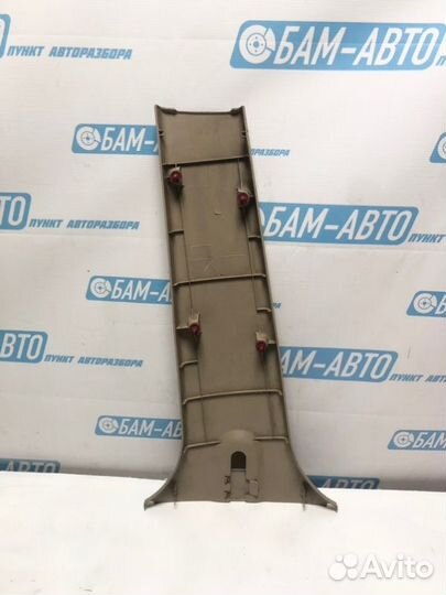 Обшивка стойки правая Toyota Land Cruiser 100
