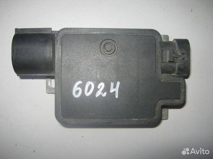 Блок управления вентилятором Ford Mondeo 4