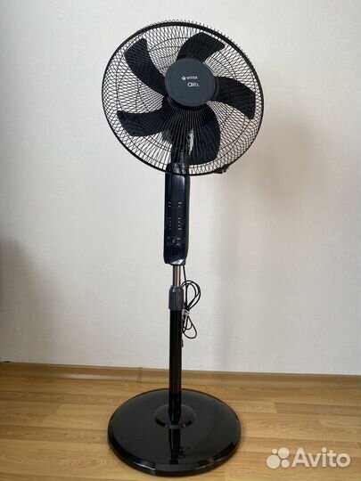 Вентилятор напольный с пультом Vitek