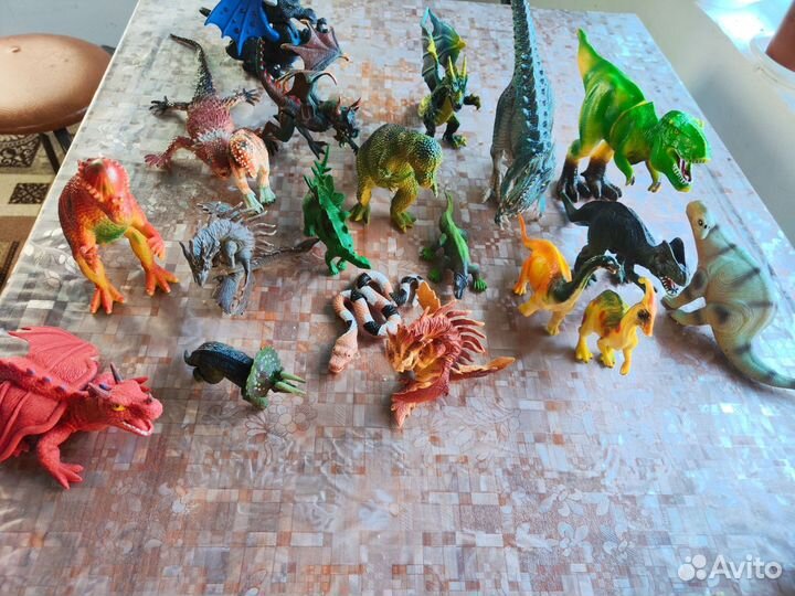 Динозавры разные