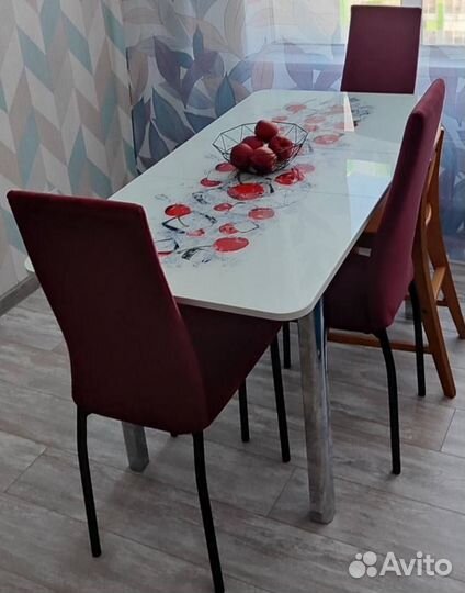 Стол и стулья бу
