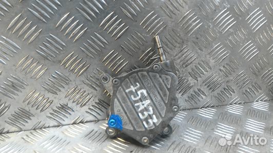 Насос вакуумный toyota avensis T25 (75A33KX01)