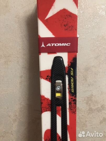 Горные лыжи atomic
