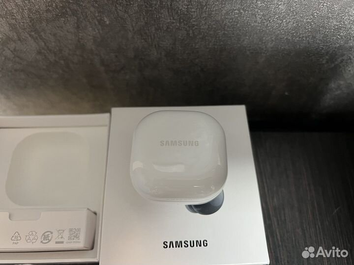 Samsung Galaxy Buds 2 черный