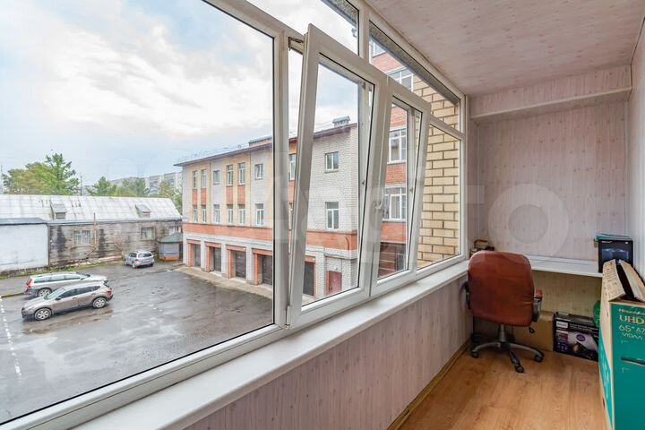 3-к. квартира, 95,6 м², 2/5 эт.