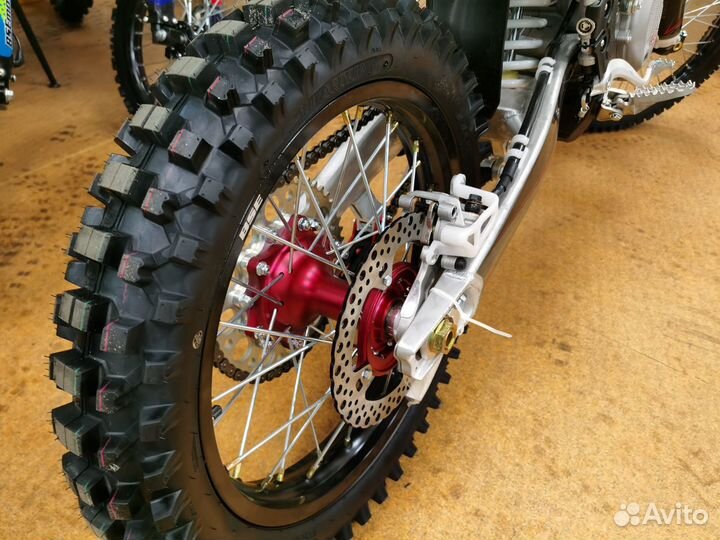 Мотоцикл BSE M2 250e 21/18 Force Black, ZS177