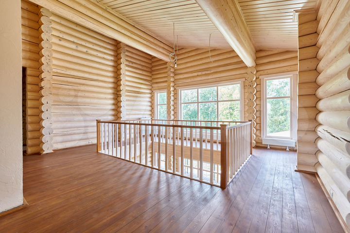 Дом 316 м² на участке 18 сот.