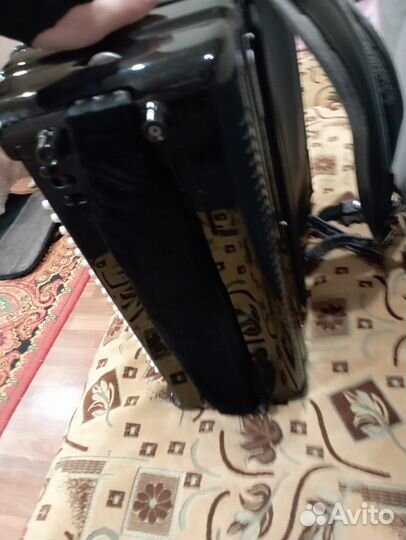 Готово-выборный Итальянский аккордеон на 45 кл