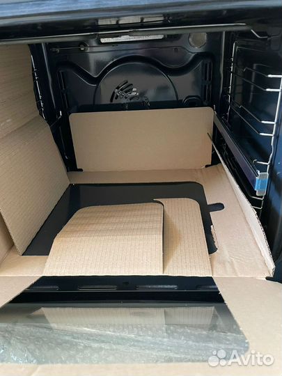 Духовой шкаф Hotpoint Ariston