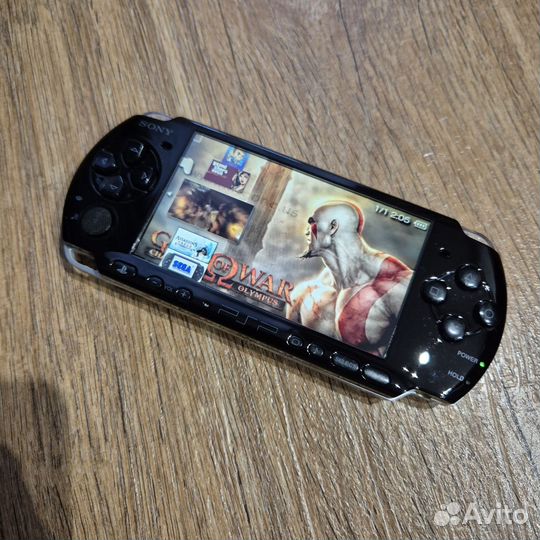 Playstation Portable PSP-3006 8Gb (Прошитая)