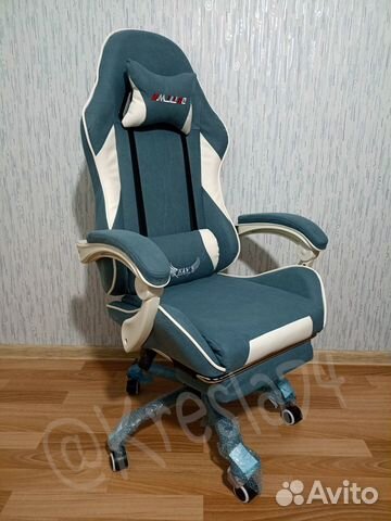 Геймерское кресло из ткани синего цвета