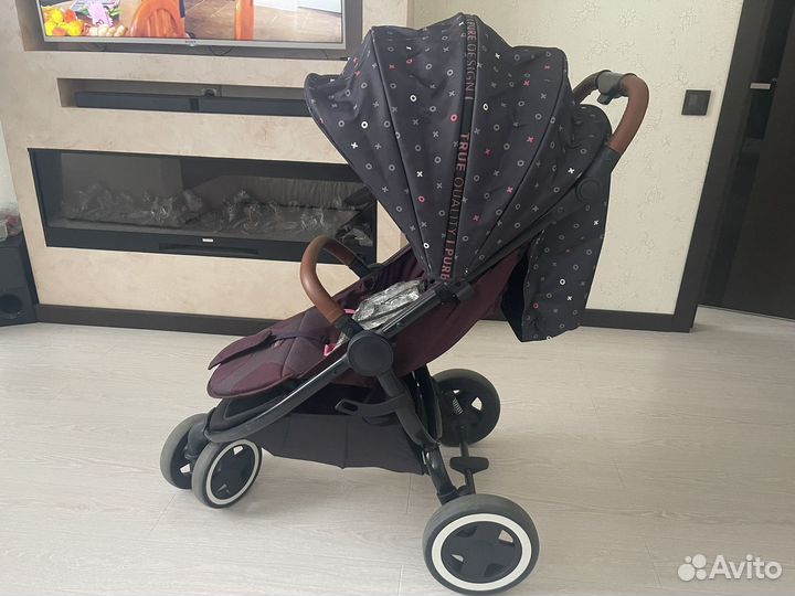 Прогулочная коляска