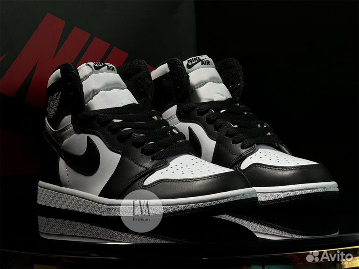 Кроссовки Air Jordan 1 Retro High OG 'Black White'