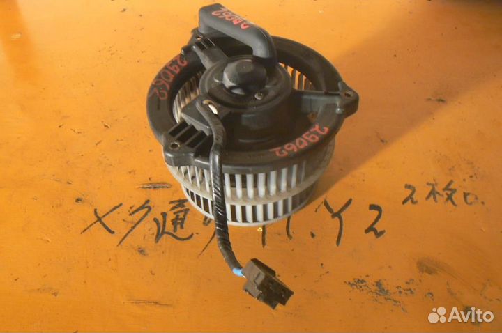 Моторчик печки Toy/ Land Cruiser 100,Lexus LX470/ HDJ101,UZJ100/ Правый руль/ к.т.№87103-60190