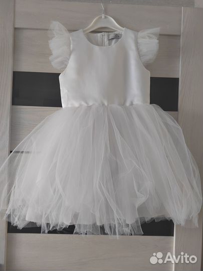 Платье для девочки нарядное