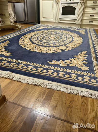 Ковер шерстяной