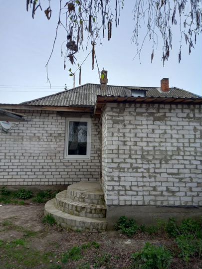 Дом 28,5 м² на участке 8,6 сот.