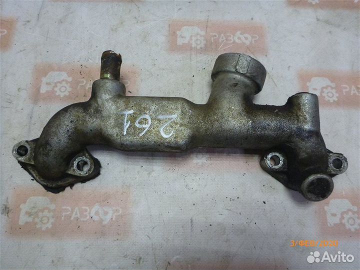 Фланец системы охлаждения Mitsubishi Montero Sport