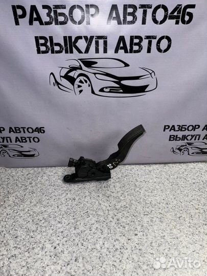 Педаль газа Kia Carnival 3 YP 2.2 D4HB 2015