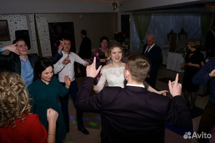 Тамада (ведущая) на Ваш праздник-свадьба-юбилей