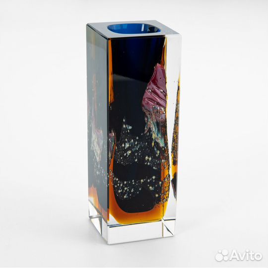 Ваза с абстрактным узором, автор Pavel Hlava