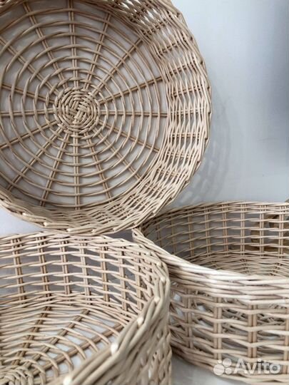 Поднос плетеный