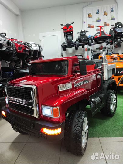 Электромобиль