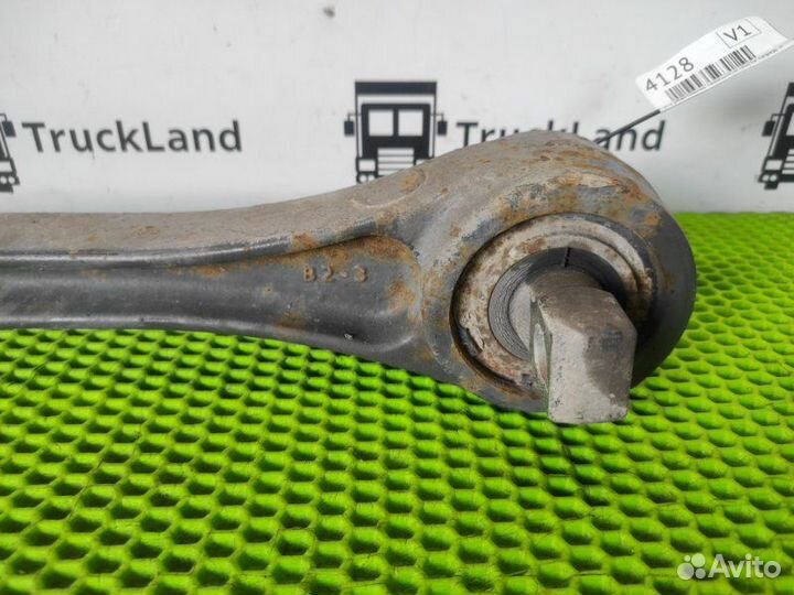 Тяга реактивная заднего моста задняя левая Volvo