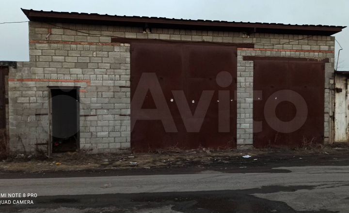 Гараж, > 30 м²