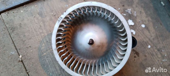 Вентелятор печки kia Sportage 3 kia seed