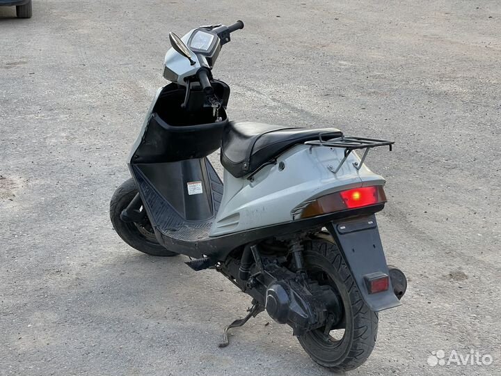 Suzuki address 100 (v100)