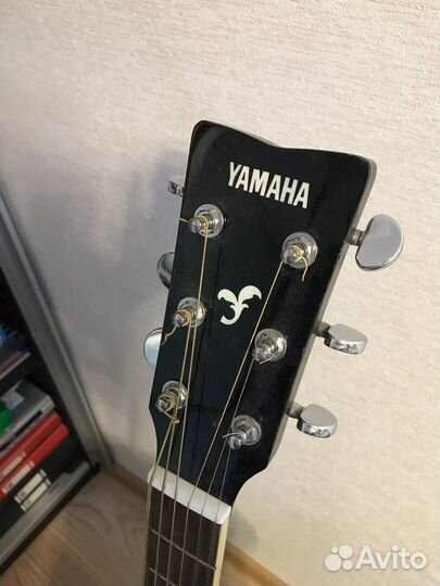 Акустическая гитара Yamaha FG-820